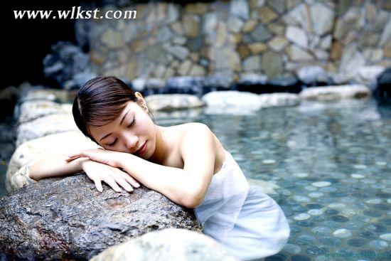 泡溫泉小常識(shí) 怎么泡才更健康?